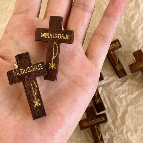 Wooden cross hair clip